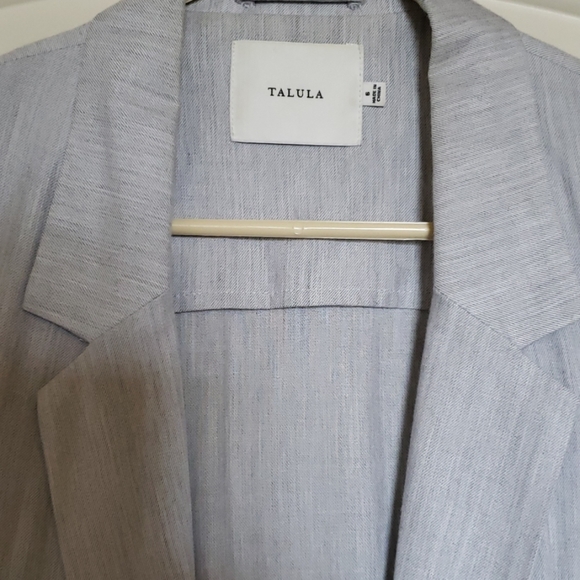 Blazer - Picture 3 of 4